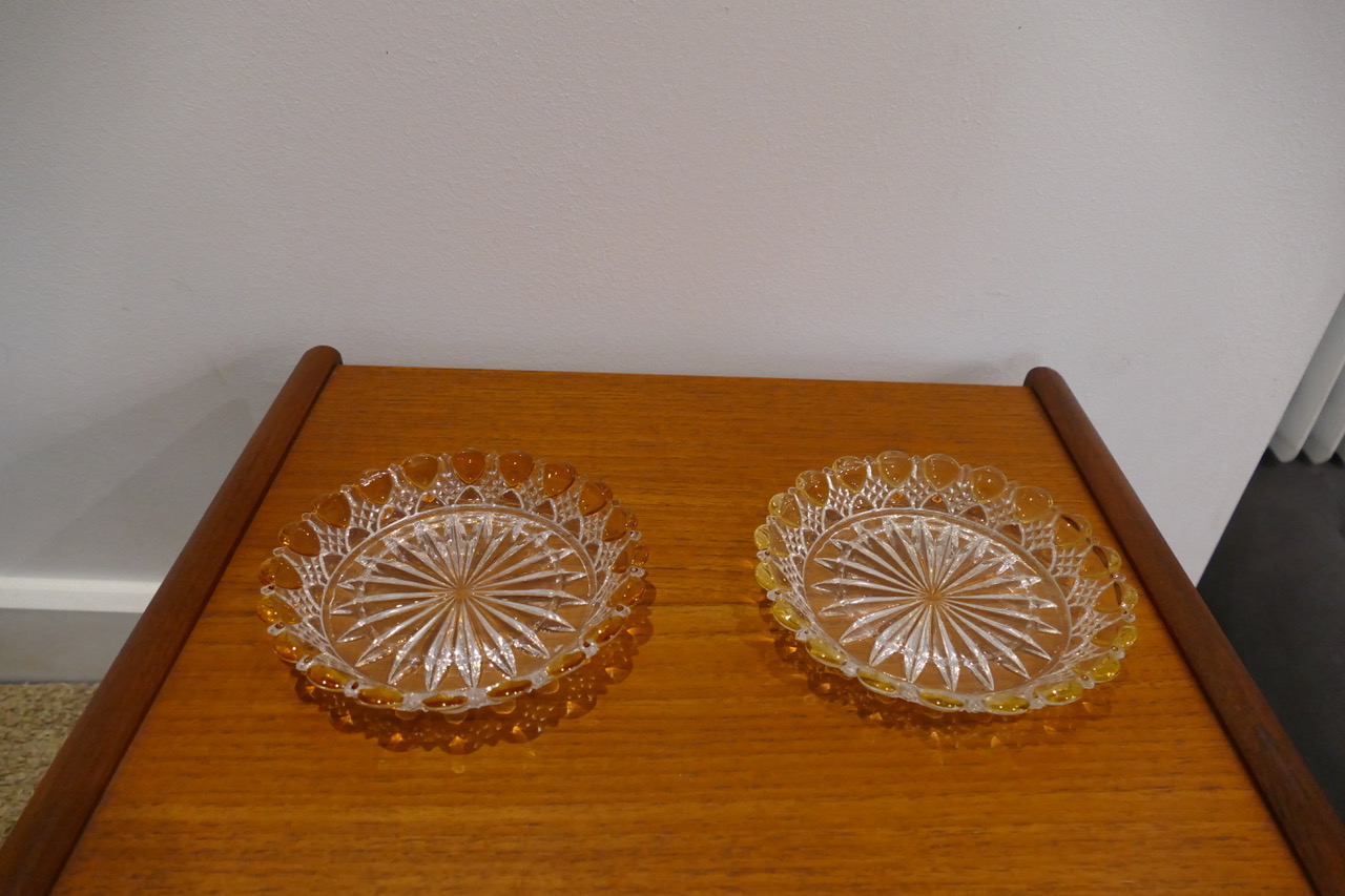 Paire de coupelles vide-poche en cristal taillé