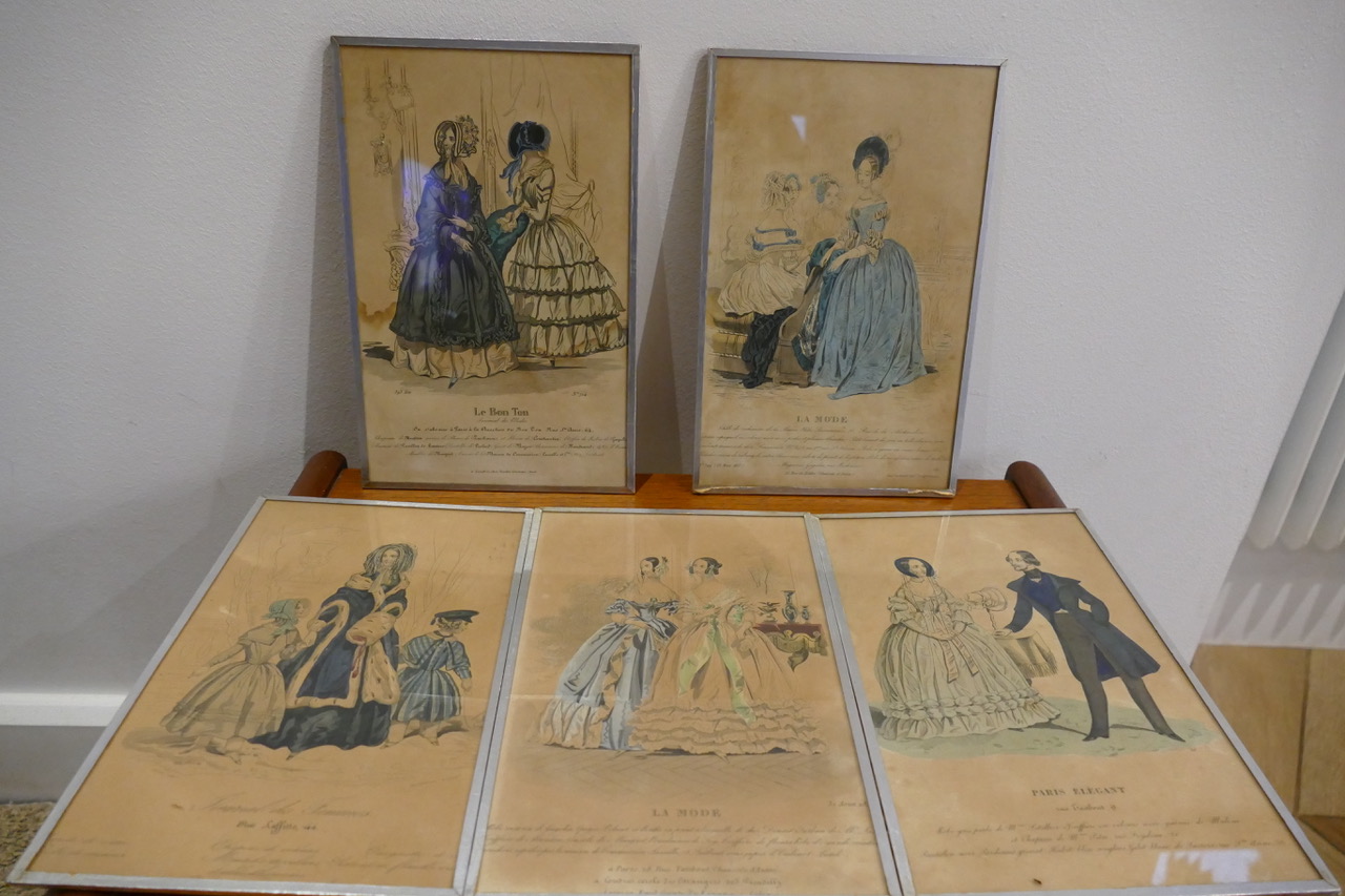 Lot de 5 gravures de mode anciennes encadrées