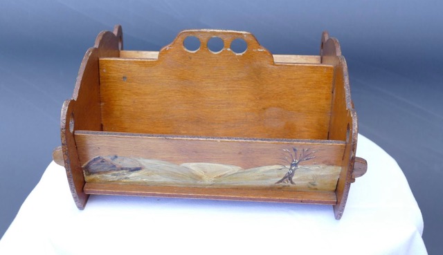 Panier de rangement vintage en bois peint