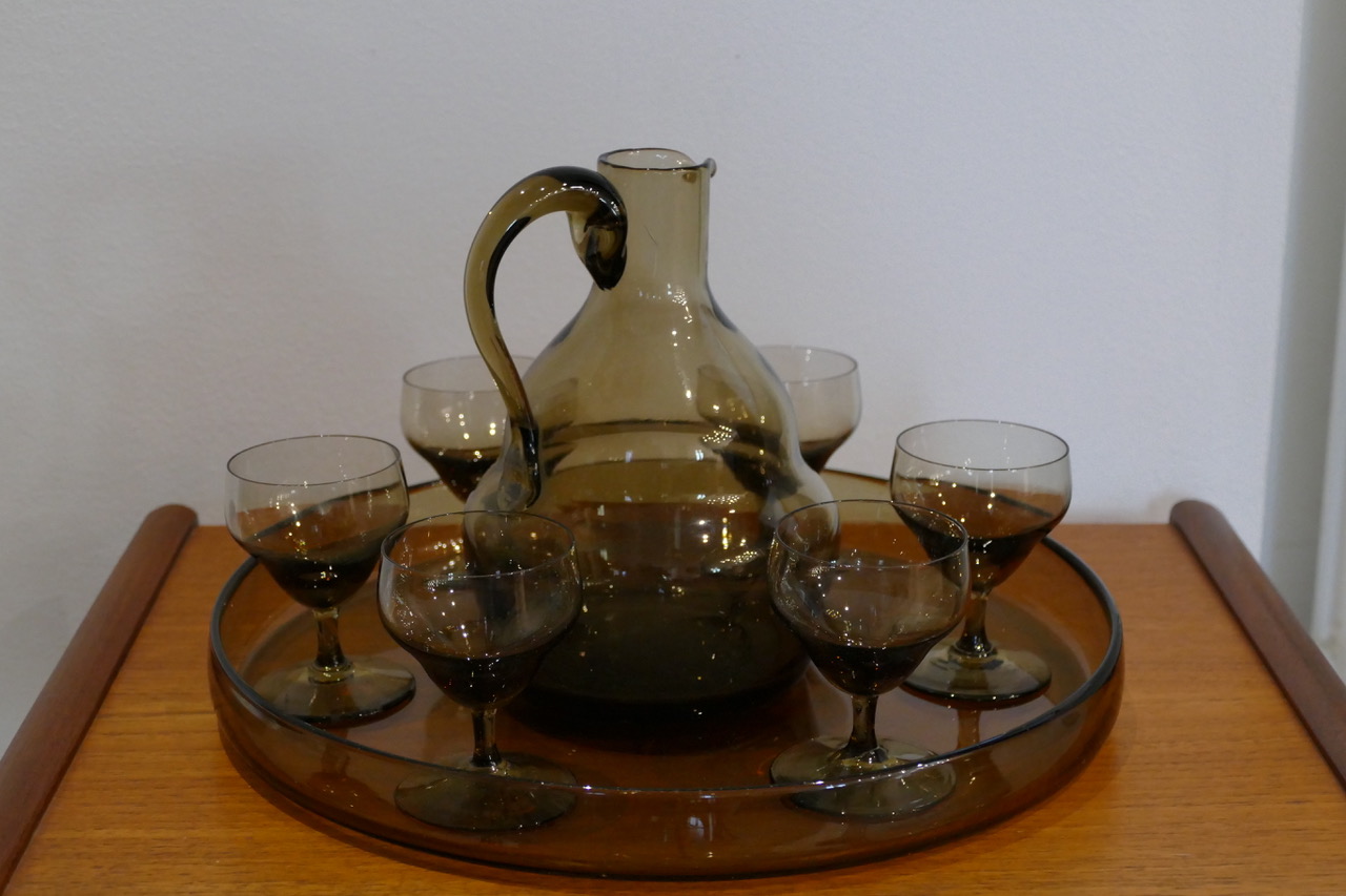 Service à liqueur Daum Nancy en verre fumé