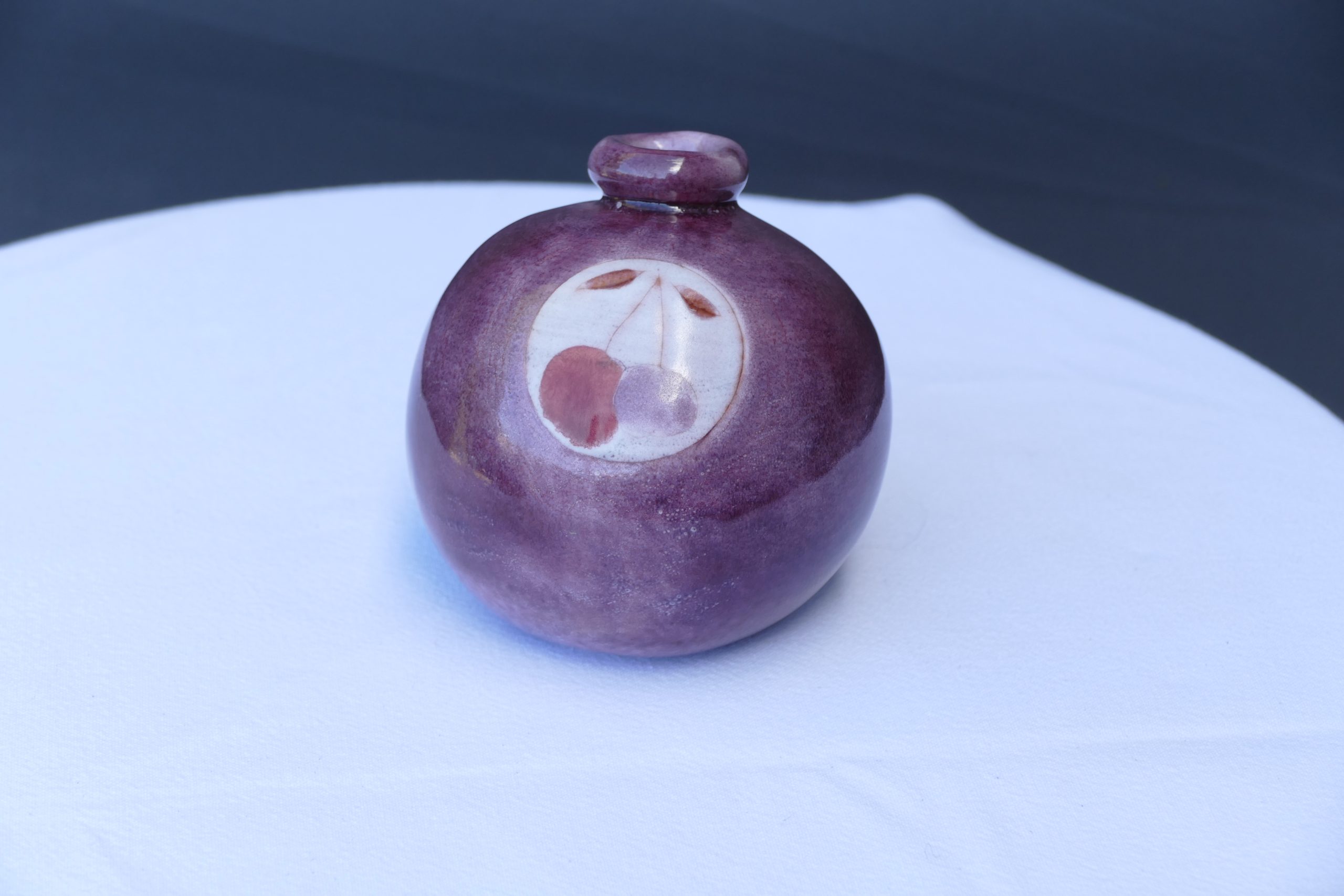 Vase boule Robert et Jean Cloutier