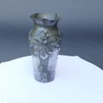 Vase en étain Art nouveau signé P. Chaumette
