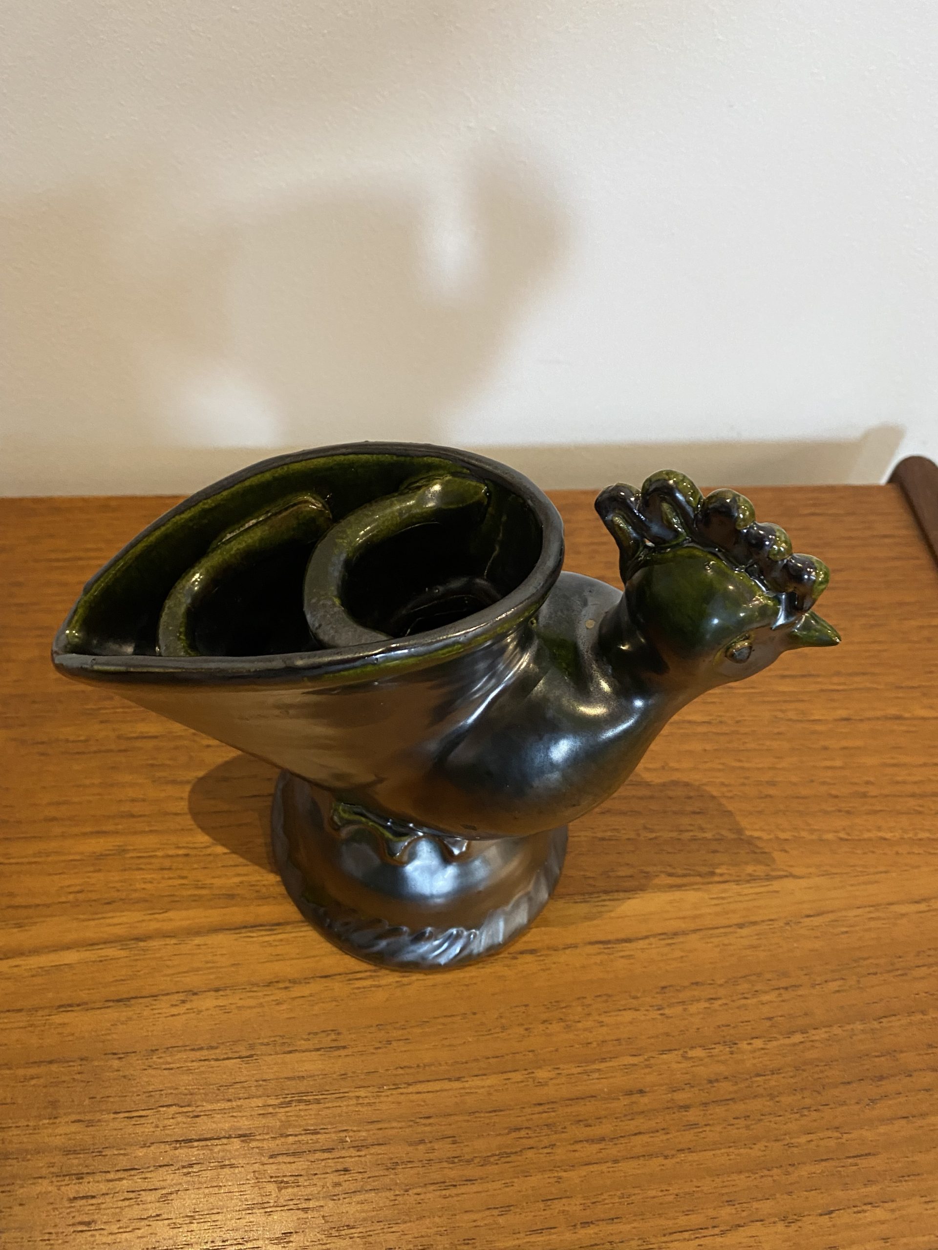 Vase zoomorphe oiseau en céramique émaillée - photo 2