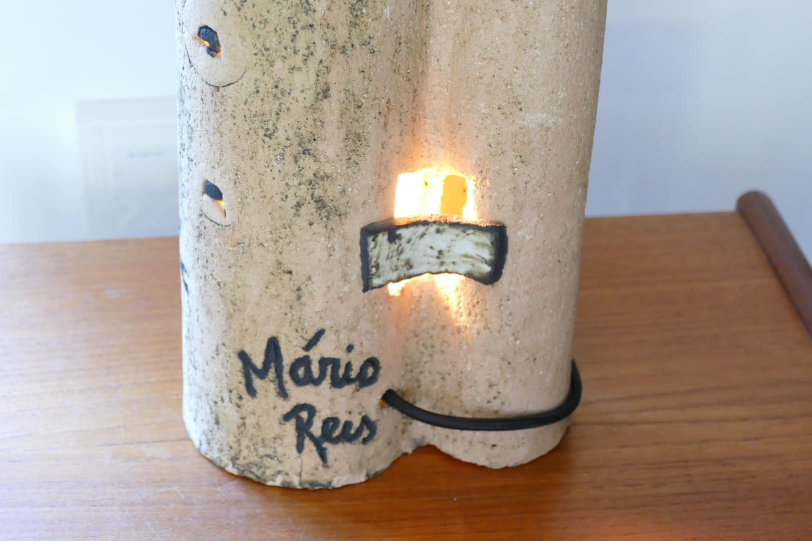 Lampe à poser en céramique signée Mário Reis, vue 9