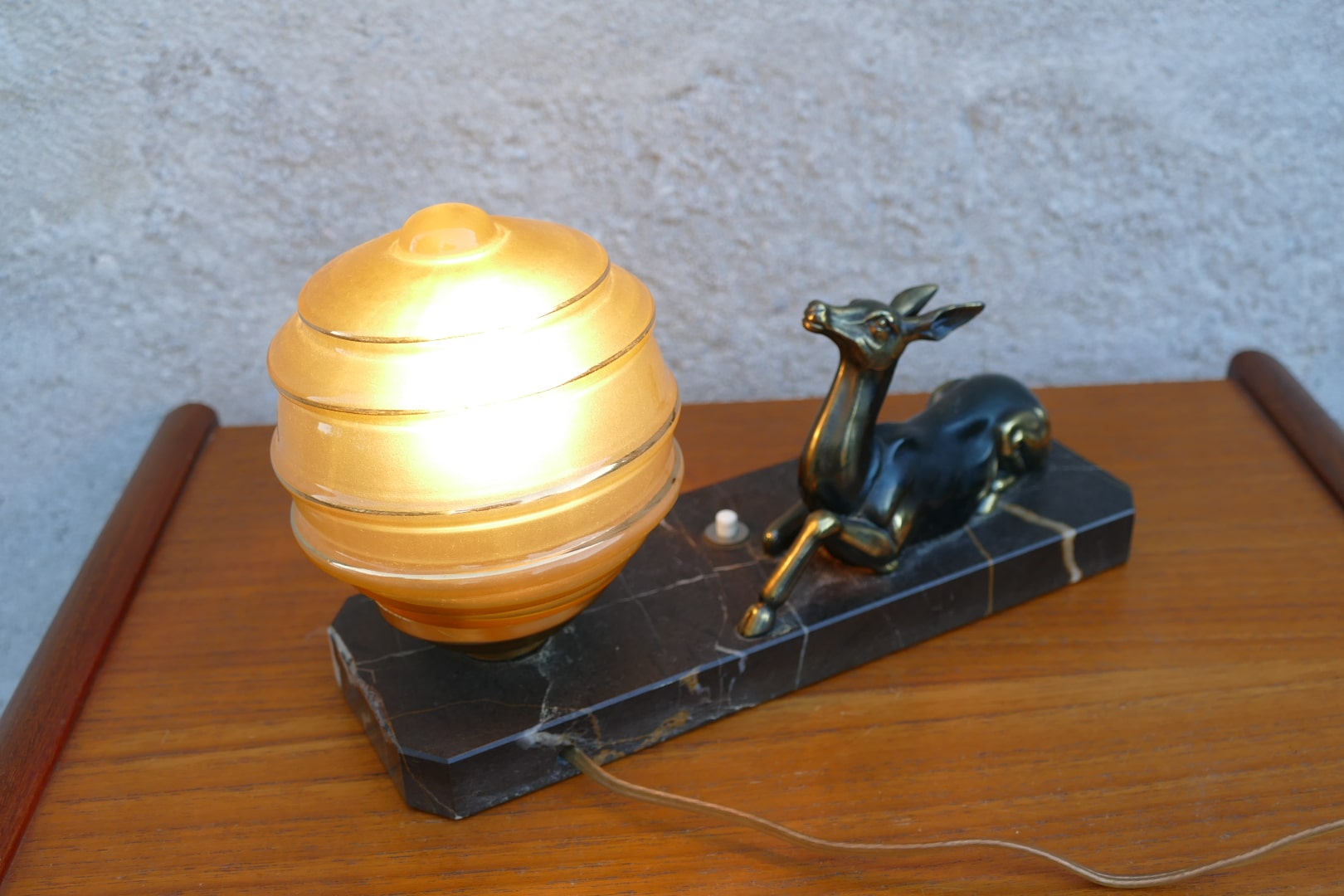Lampe veilleuse au faon sur socle en marbre, années 50, vue 6