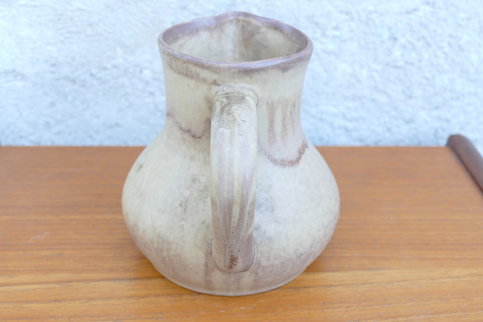 Petit pichet en grès vintage, vue 4