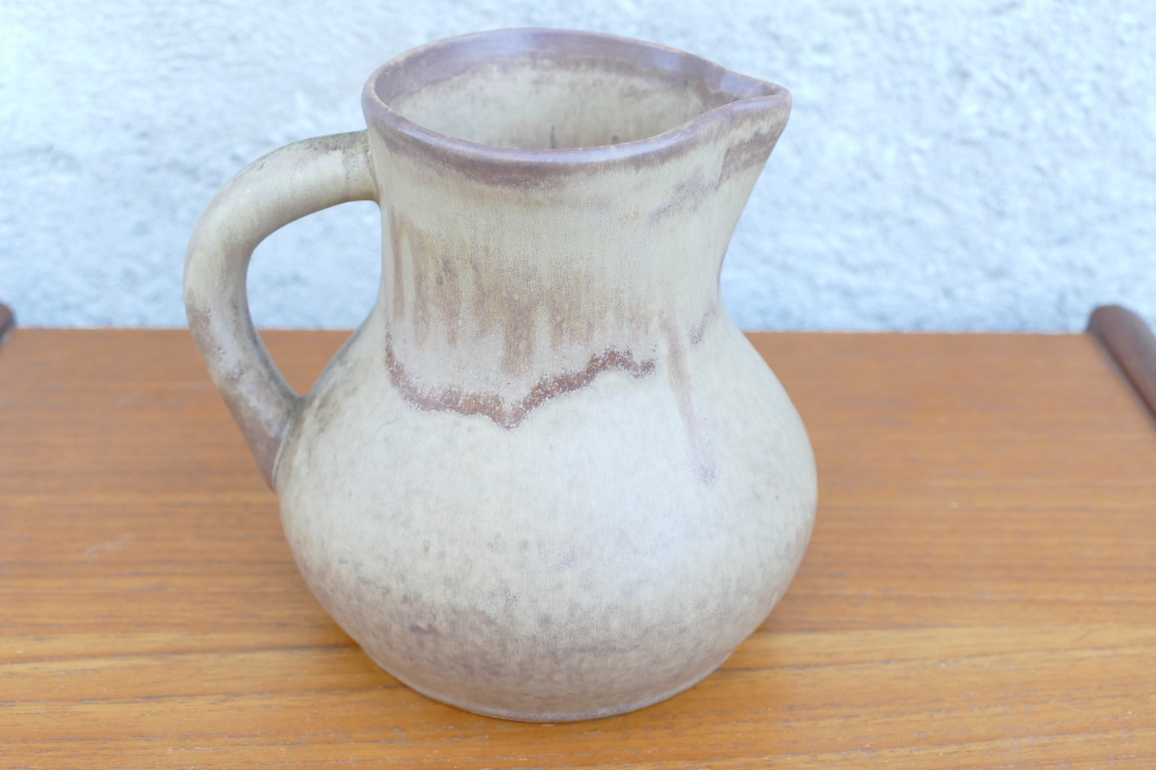 Petit pichet en grès vintage, vue 3