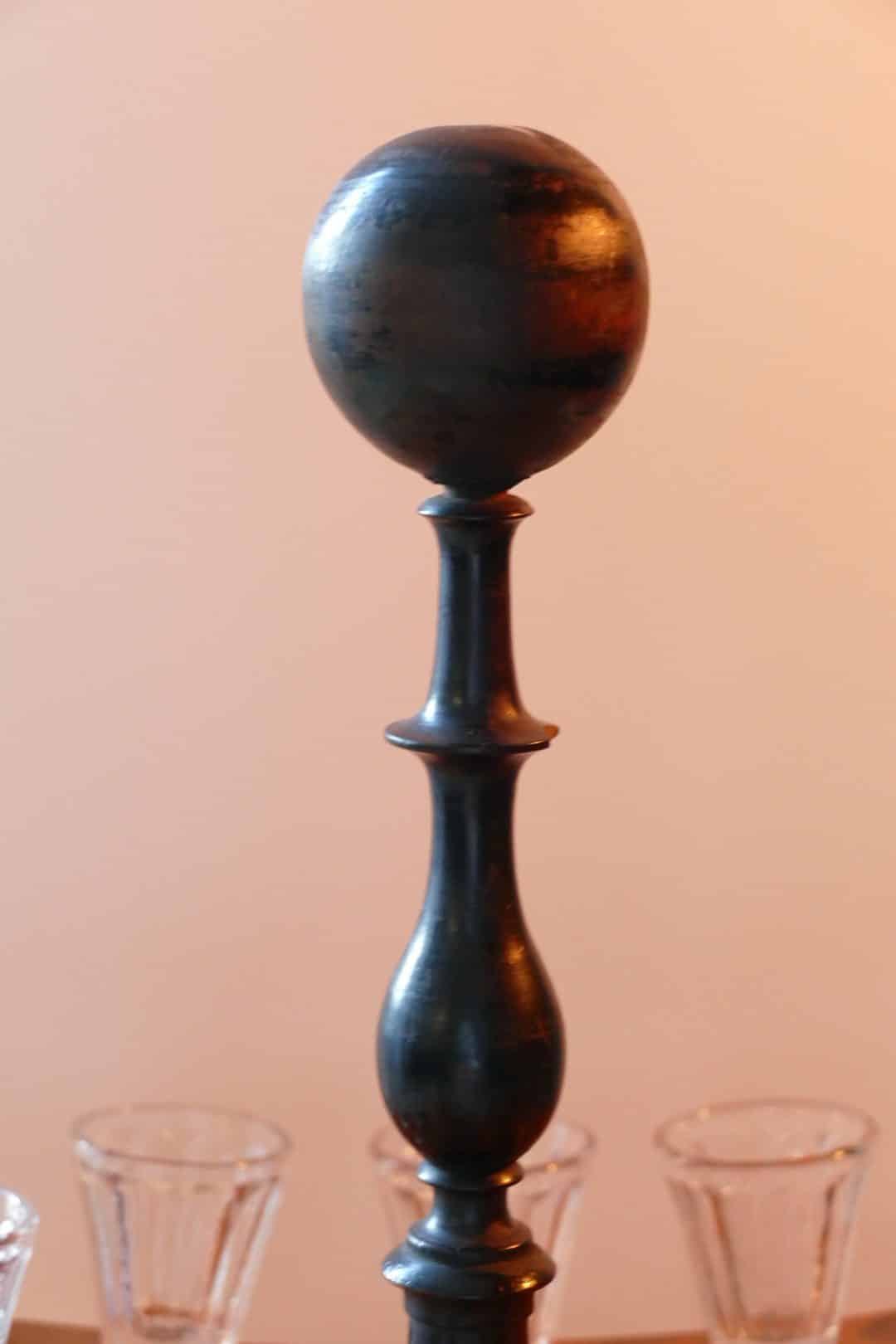 Service à liqueur, cabaret en bois et verres à pied, vue 9